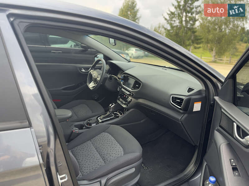 Хетчбек Hyundai Ioniq 2017 в Вінниці