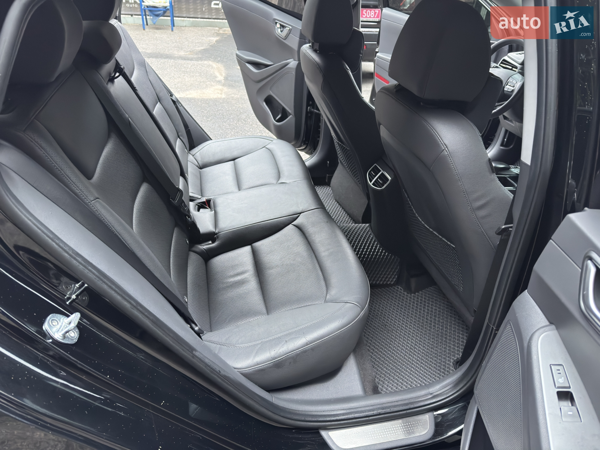 2019 Hyundai IONIQ - мініатюра 9