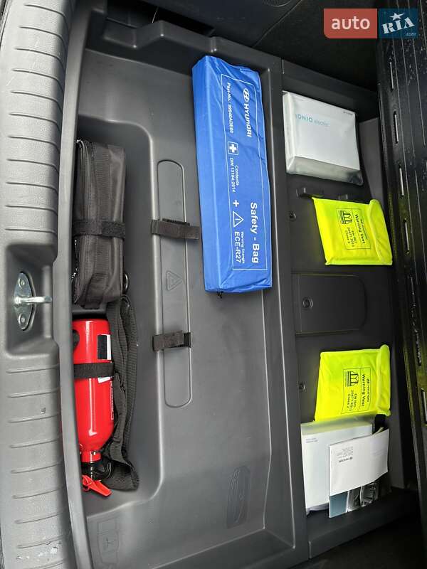 Ліфтбек Hyundai Ioniq 2020 в Києві