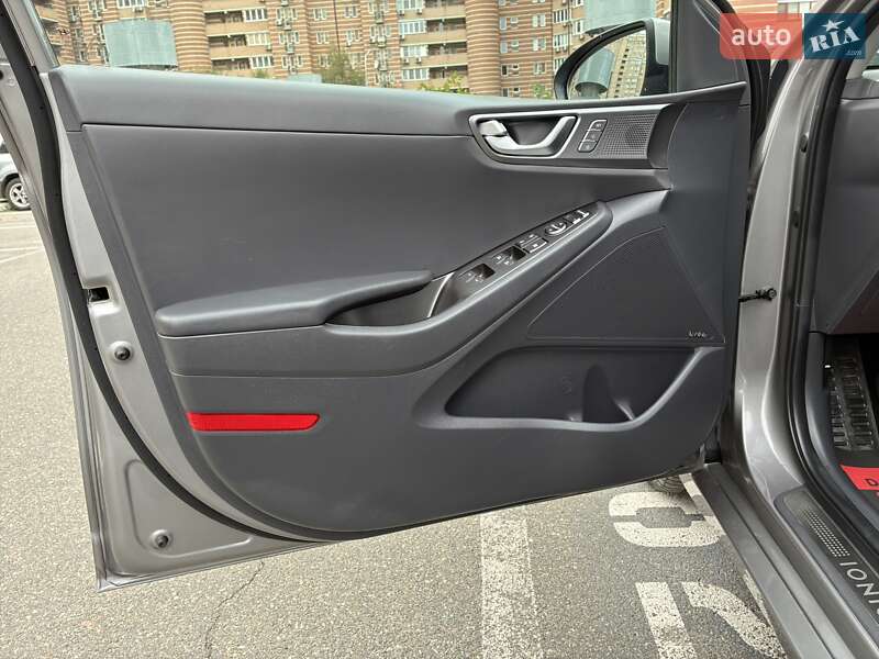 Ліфтбек Hyundai Ioniq 2020 в Києві