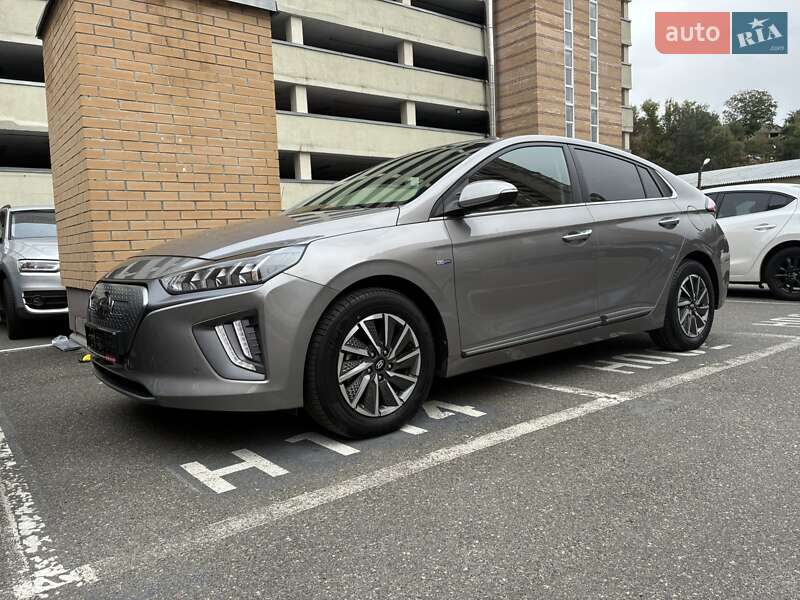 Ліфтбек Hyundai Ioniq 2020 в Києві
