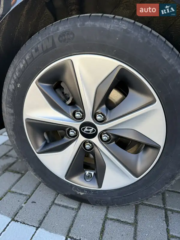 Hyundai Ioniq 2019 VIN KMHC851HFKU043556 фото оголошення 10 з 61