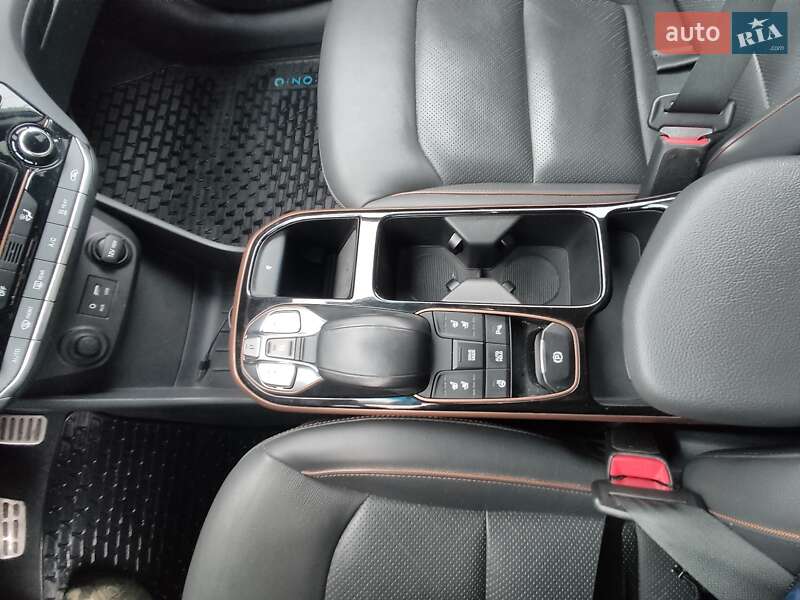 Хетчбек Hyundai Ioniq 2018 в Луцьку фото 12 Хетчбек Hyundai Ioniq 2018 в Луцьку