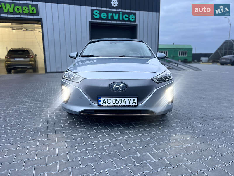 Хетчбек Hyundai Ioniq 2016 в Володимирі