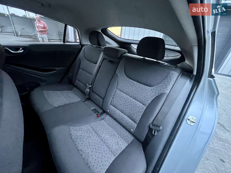 Хетчбек Hyundai Ioniq 2016 в Володимирі