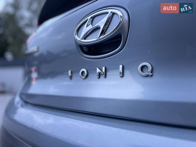 Хетчбек Hyundai Ioniq 2016 в Володимирі