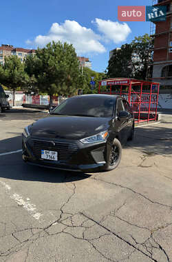Хэтчбек Hyundai Ioniq 2017 в Одессе