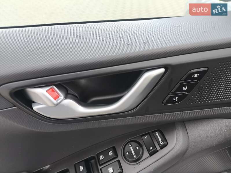 Хэтчбек Hyundai Ioniq 2017 в Ковеле