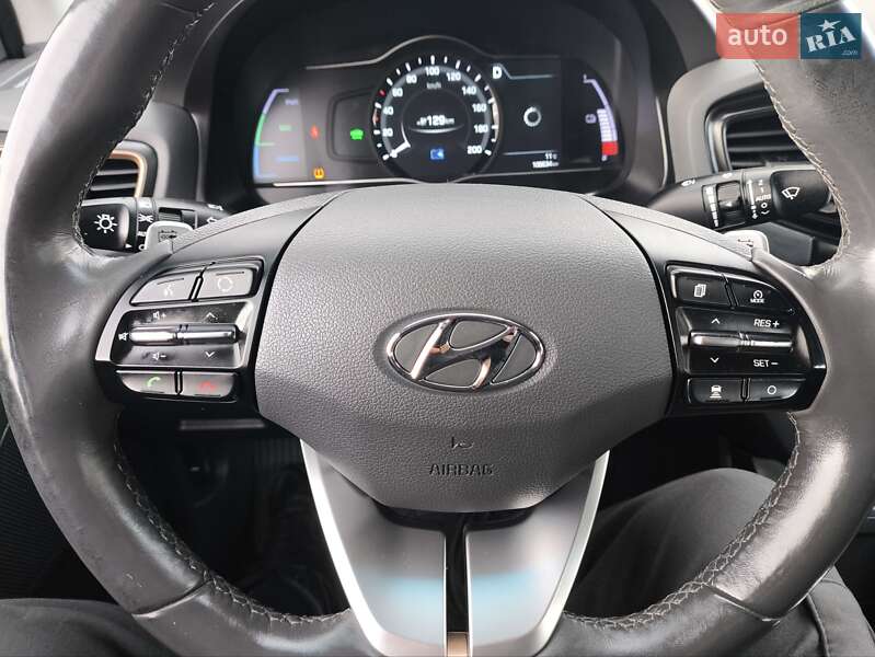 Хэтчбек Hyundai Ioniq 2017 в Ковеле