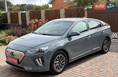 Лифтбек Hyundai Ioniq 2021 в Житомире