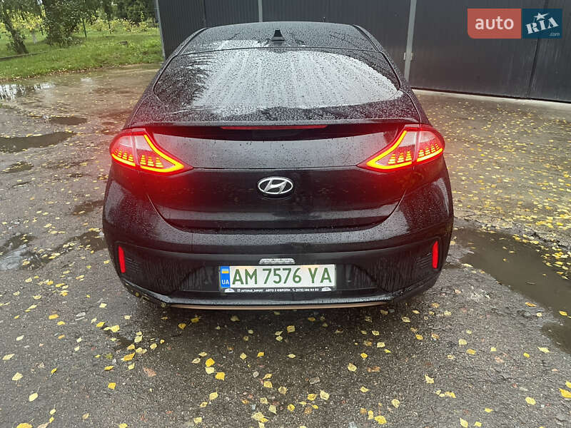 Хэтчбек Hyundai Ioniq 2017 в Житомире