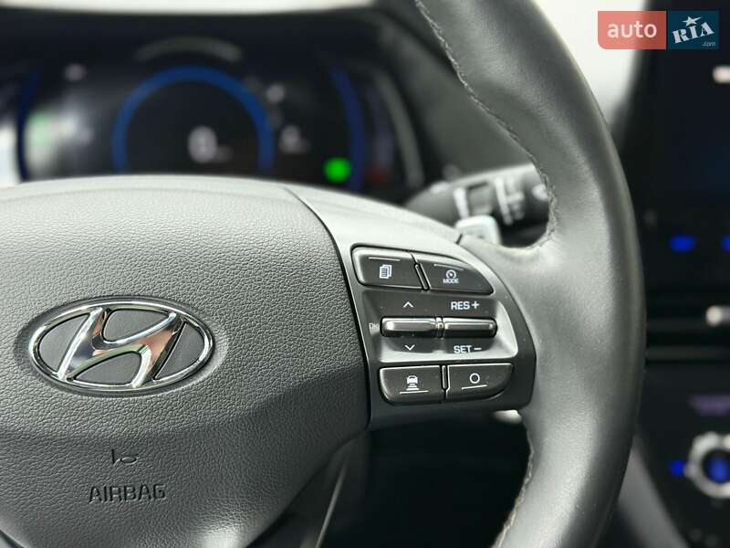 Лифтбек Hyundai Ioniq 2021 в Луцке