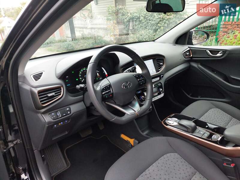 Лифтбек Hyundai Ioniq 2019 в Первомайске фото 40 Лифтбек Hyundai Ioniq 2019 в Первомайске