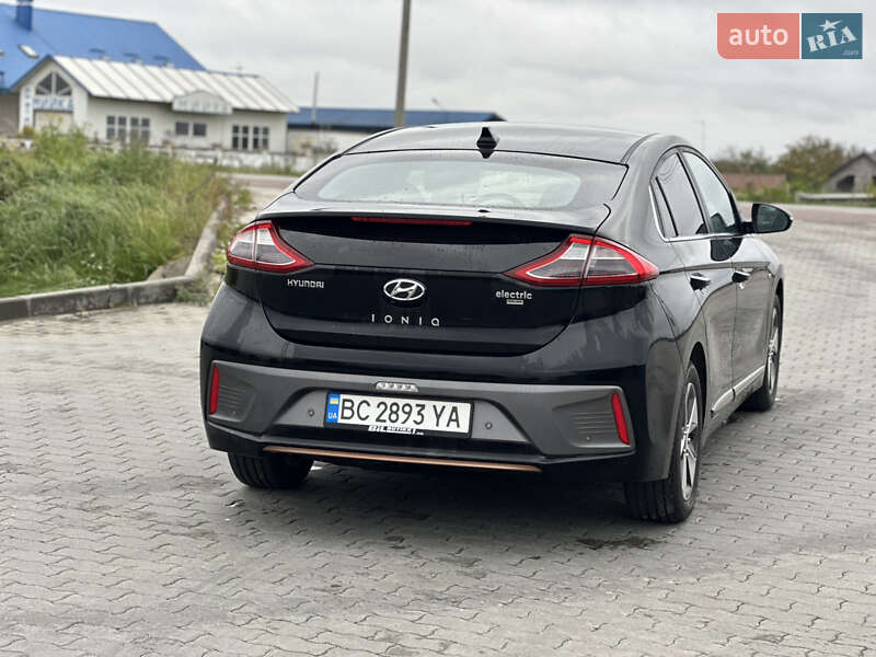 Хэтчбек Hyundai Ioniq 2017 в Львове