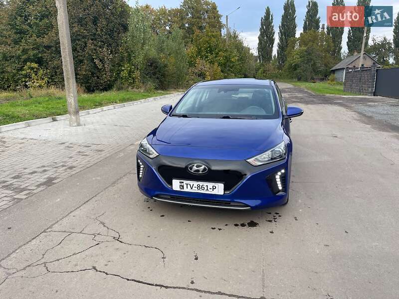 Хэтчбек Hyundai Ioniq 2018 в Ровно