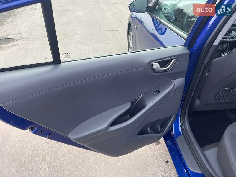 Хэтчбек Hyundai Ioniq 2018 в Ровно
