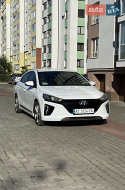 Хэтчбек Hyundai Ioniq 2019 в Ивано-Франковске