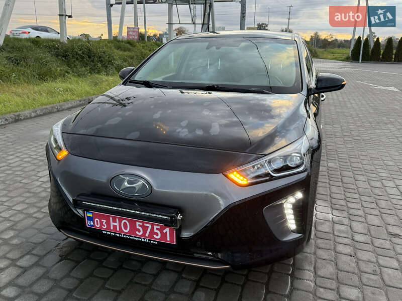 Хэтчбек Hyundai Ioniq 2018 в Львове фото 6 Хэтчбек Hyundai Ioniq 2018 в Львове