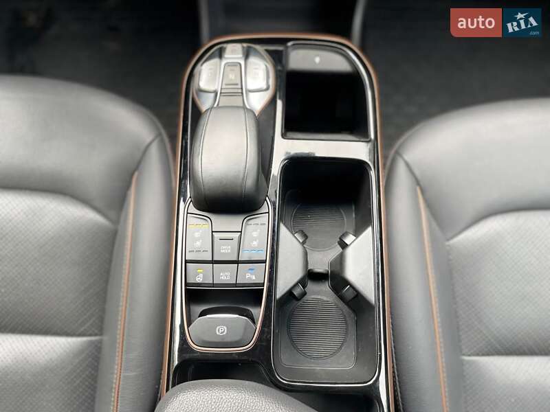 Хэтчбек Hyundai Ioniq 2018 в Луцке фото 18 Хэтчбек Hyundai Ioniq 2018 в Луцке