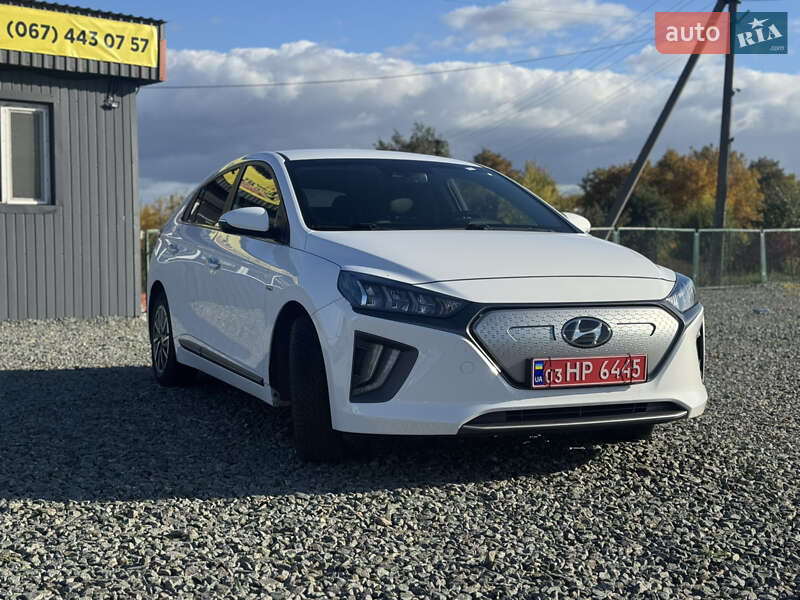 Лифтбек Hyundai Ioniq 2020 в Умани