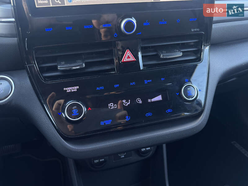 Лифтбек Hyundai Ioniq 2020 в Умани