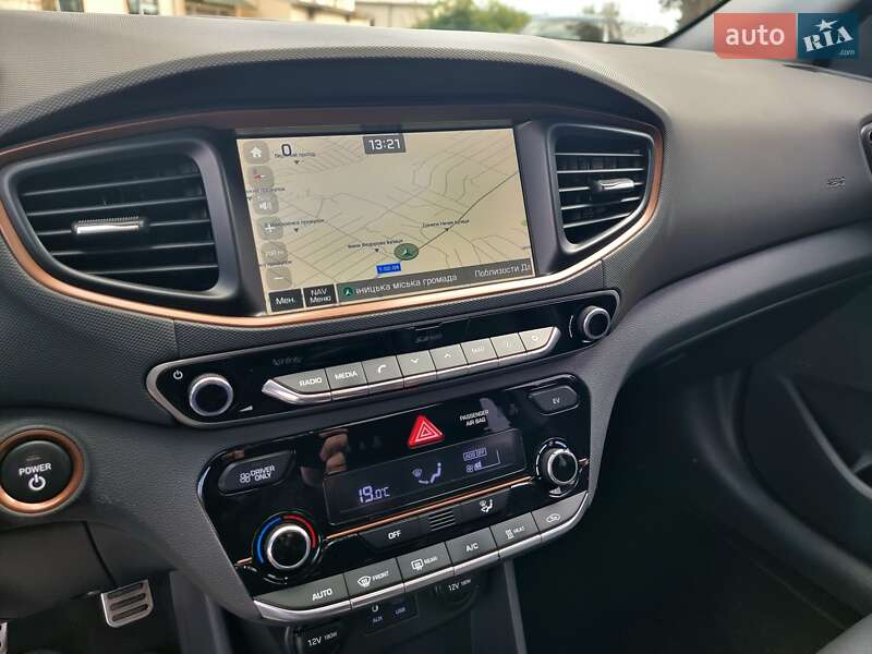 Хэтчбек Hyundai Ioniq 2018 в Виннице