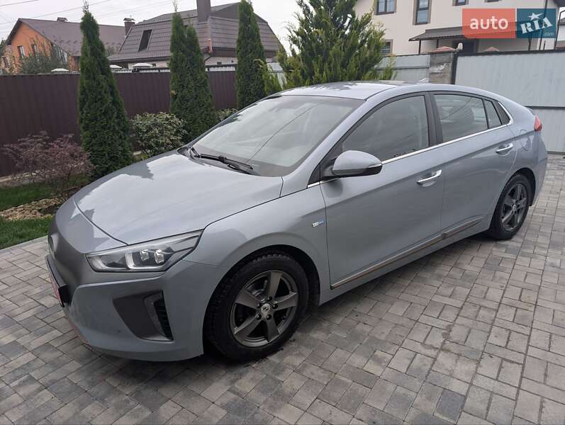 Хэтчбек Hyundai Ioniq 2016 в Виннице фото 2 Хэтчбек Hyundai Ioniq 2016 в Виннице