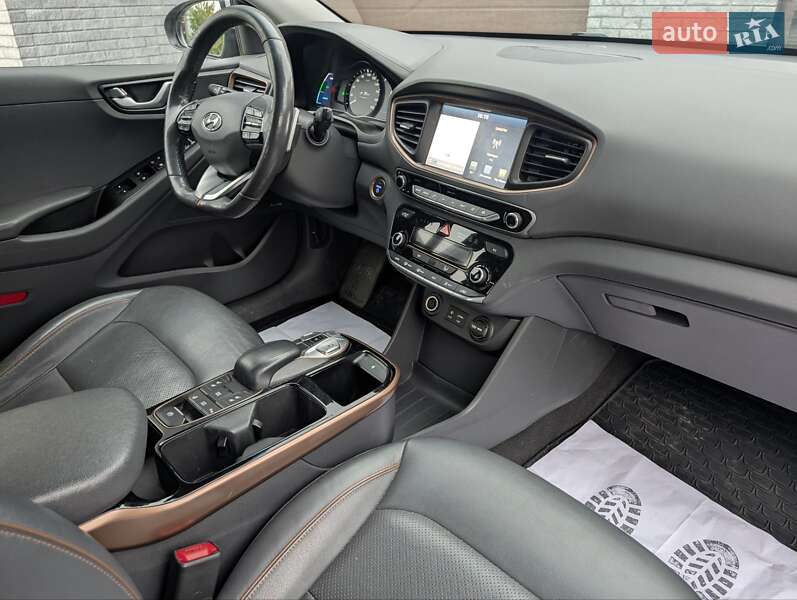 Хэтчбек Hyundai Ioniq 2016 в Виннице фото 22 Хэтчбек Hyundai Ioniq 2016 в Виннице