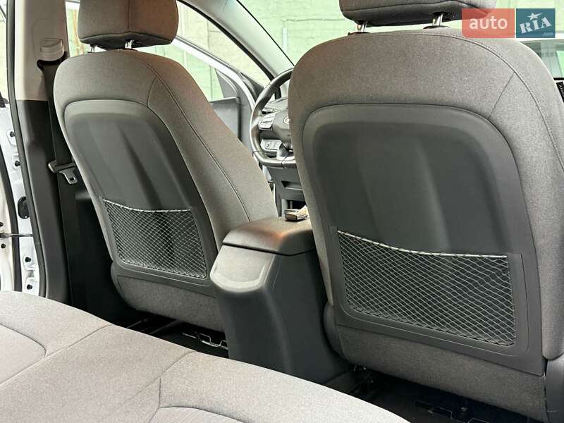 Лифтбек Hyundai Ioniq 2021 в Луцке
