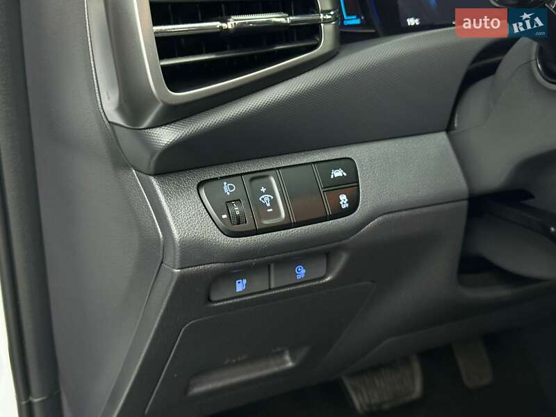 Лифтбек Hyundai Ioniq 2021 в Луцке