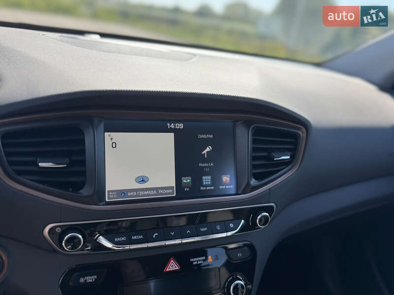 Хетчбек Hyundai Ioniq 2016 в Рівному