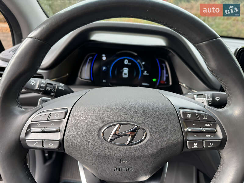 Лифтбек Hyundai Ioniq 2020 в Луцке
