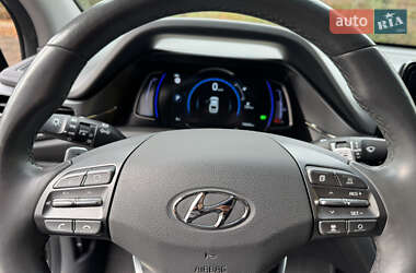 Лифтбек Hyundai Ioniq 2020 в 
