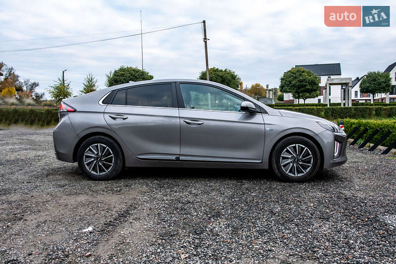 Лифтбек Hyundai Ioniq 2020 в Умани фото 13 Лифтбек Hyundai Ioniq 2020 в Умани