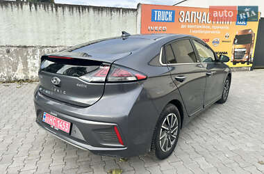 Лифтбек Hyundai Ioniq 2020 в 