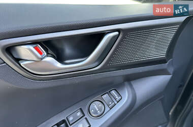 Лифтбек Hyundai Ioniq 2020 в 