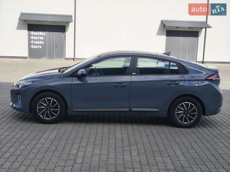 Лифтбек Hyundai Ioniq 2021 в Трускавце фото 23 Лифтбек Hyundai Ioniq 2021 в Трускавце
