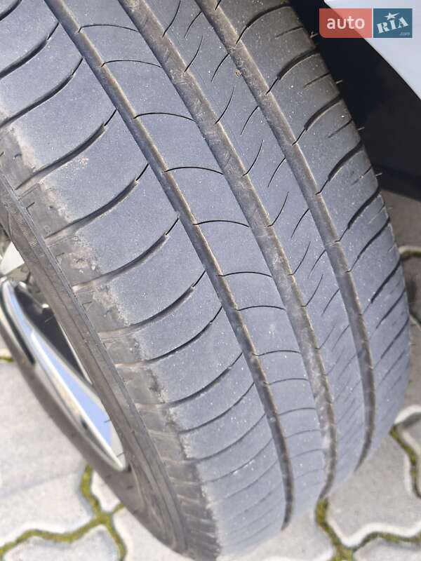 Лифтбек Hyundai Ioniq 2021 в Трускавце фото 67 Лифтбек Hyundai Ioniq 2021 в Трускавце