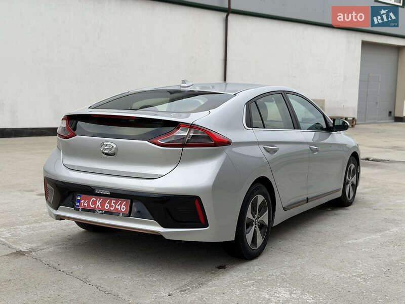 Хэтчбек Hyundai Ioniq 2018 в Виннице фото 5 Хэтчбек Hyundai Ioniq 2018 в Виннице