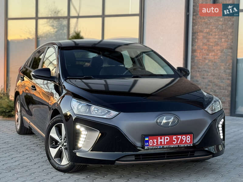 Хэтчбек Hyundai Ioniq 2018 в Тернополе