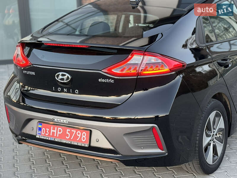 Хэтчбек Hyundai Ioniq 2018 в Тернополе
