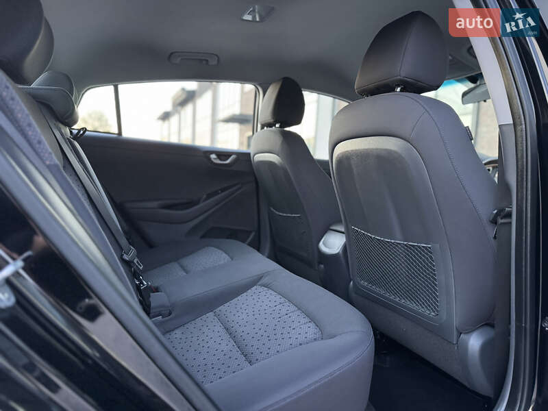 Хэтчбек Hyundai Ioniq 2018 в Тернополе