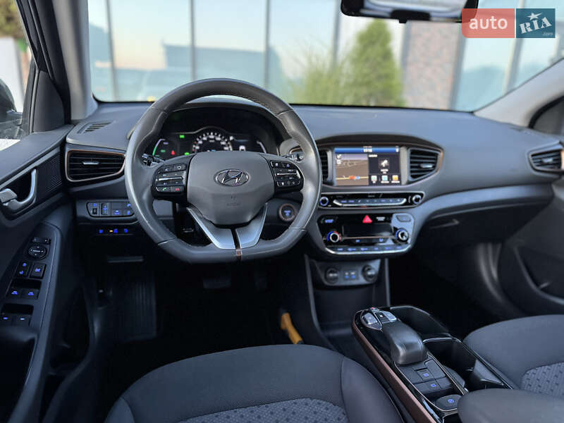 Хэтчбек Hyundai Ioniq 2018 в Тернополе