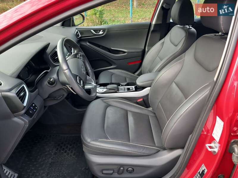 Хетчбек Hyundai Ioniq 2018 в Луцьку фото 17 Хетчбек Hyundai Ioniq 2018 в Луцьку