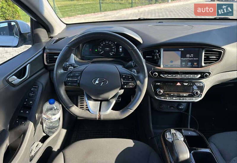 Лифтбек Hyundai Ioniq 2019 в Березовке фото 14 Лифтбек Hyundai Ioniq 2019 в Березовке