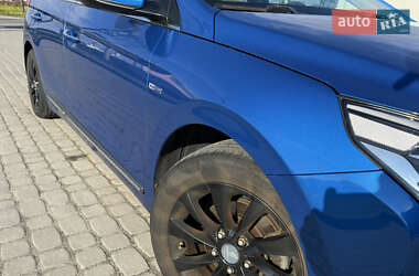 Хэтчбек Hyundai Ioniq 2018 в 