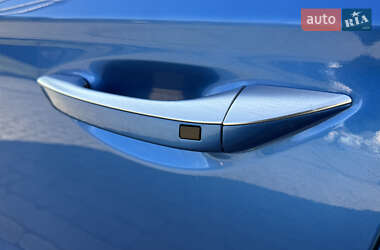 Хэтчбек Hyundai Ioniq 2018 в 