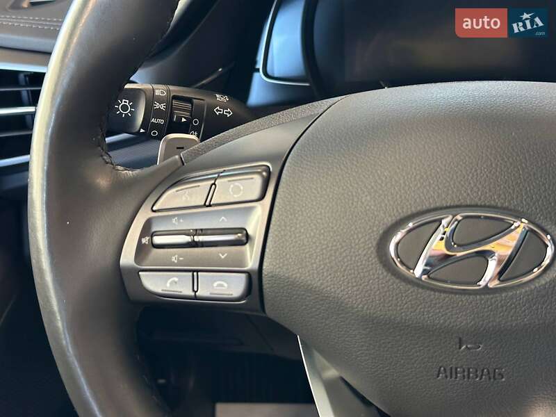 Ліфтбек Hyundai Ioniq 2020 в Львові