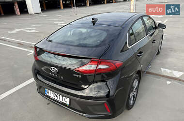 Хэтчбек Hyundai Ioniq 2018 в 