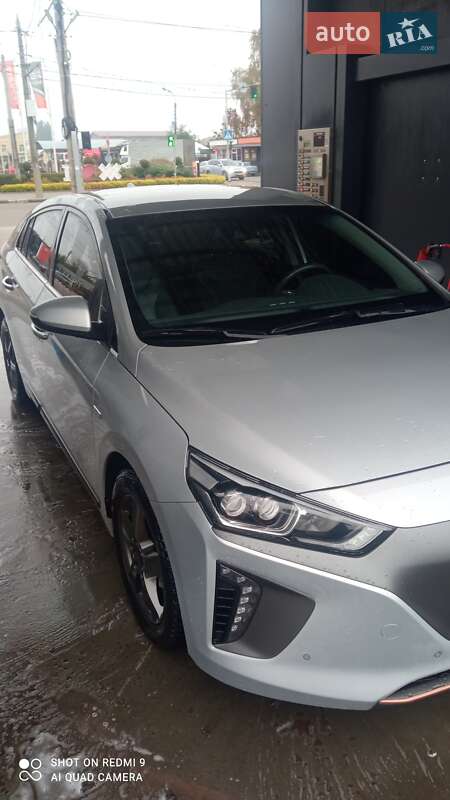 Хетчбек Hyundai Ioniq 2018 в Житомирі